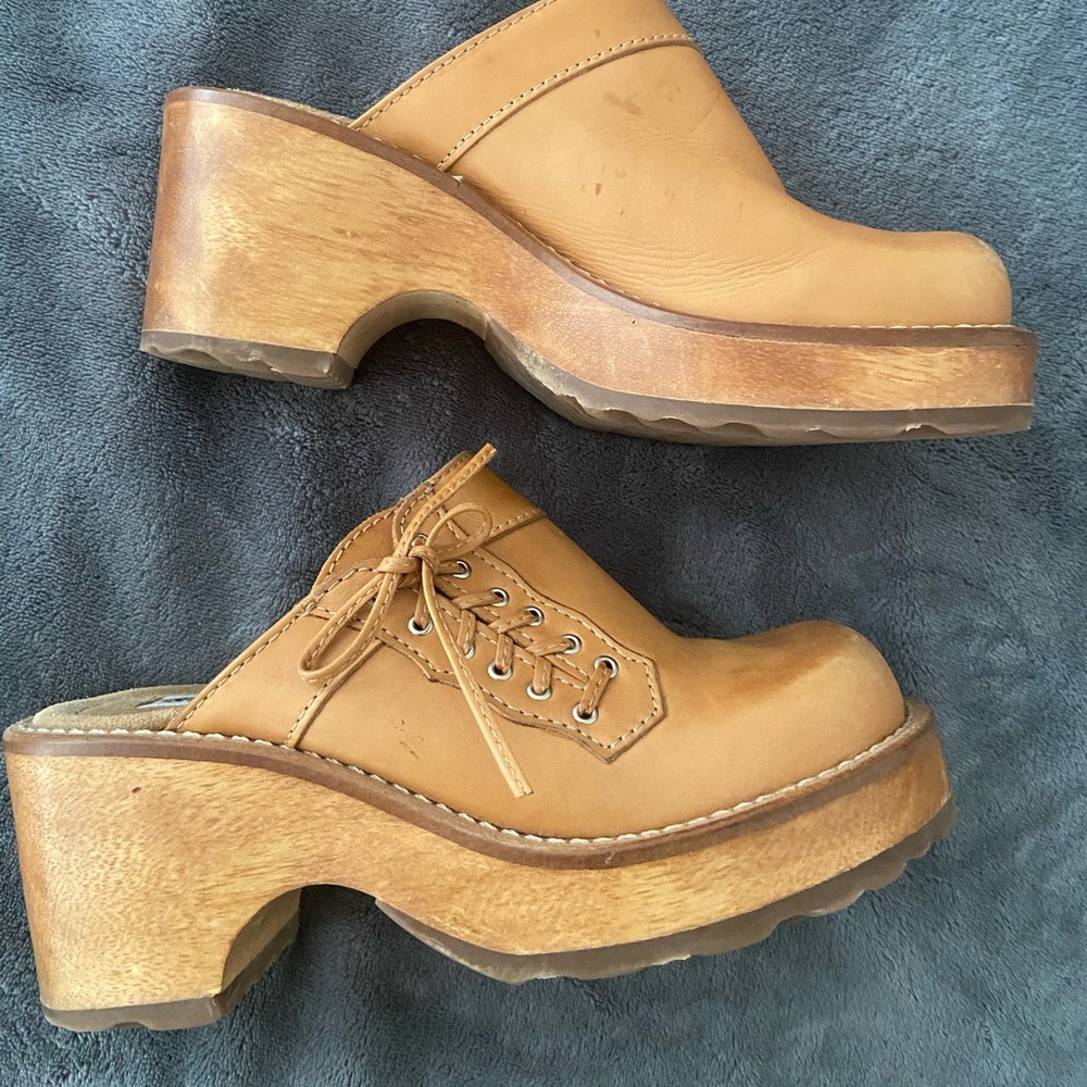 90 Steve Madden